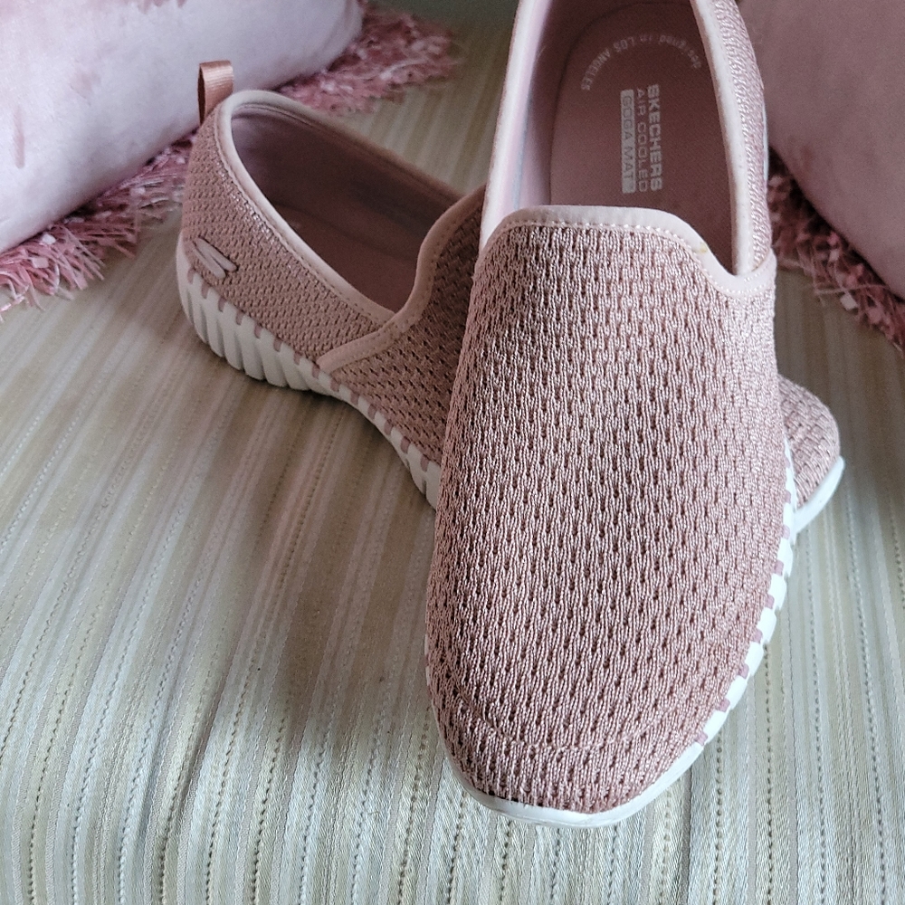 Sketcher shoes worn once.Pink with tiny silver threads.Perfect condition.